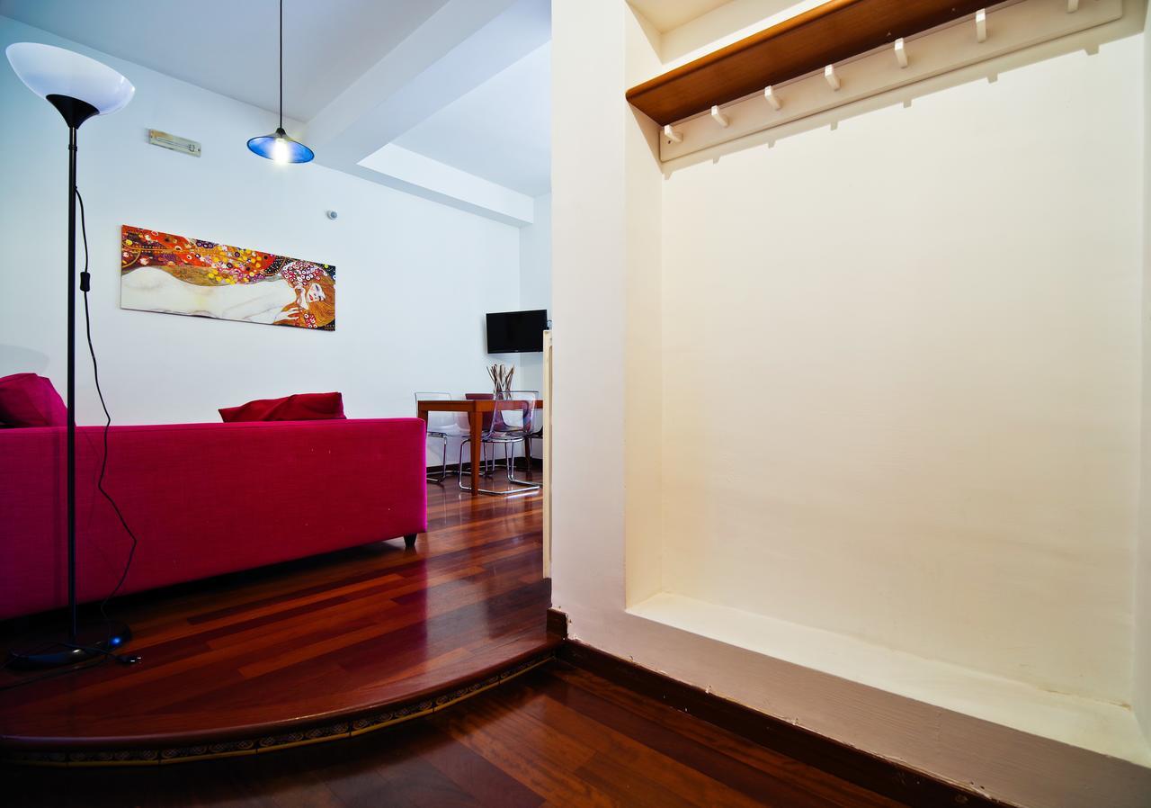 Bed And Travel Apartment Dogana Regia 15 Salerno Zewnętrze zdjęcie