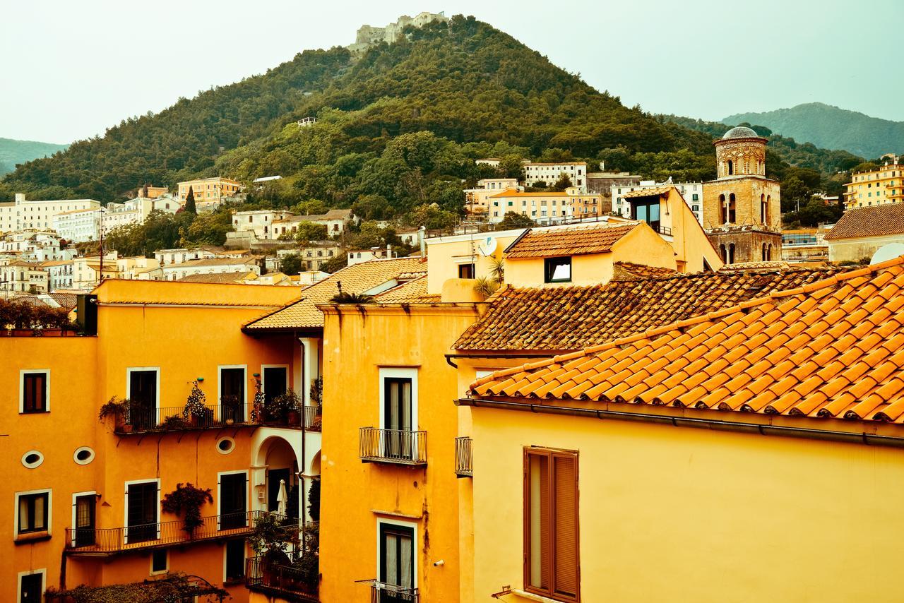 Bed And Travel Apartment Dogana Regia 15 Salerno Zewnętrze zdjęcie